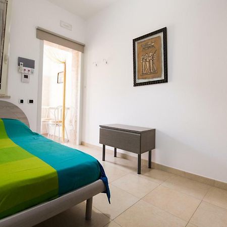 B&B Sun House โมดูโญ ภายนอก รูปภาพ