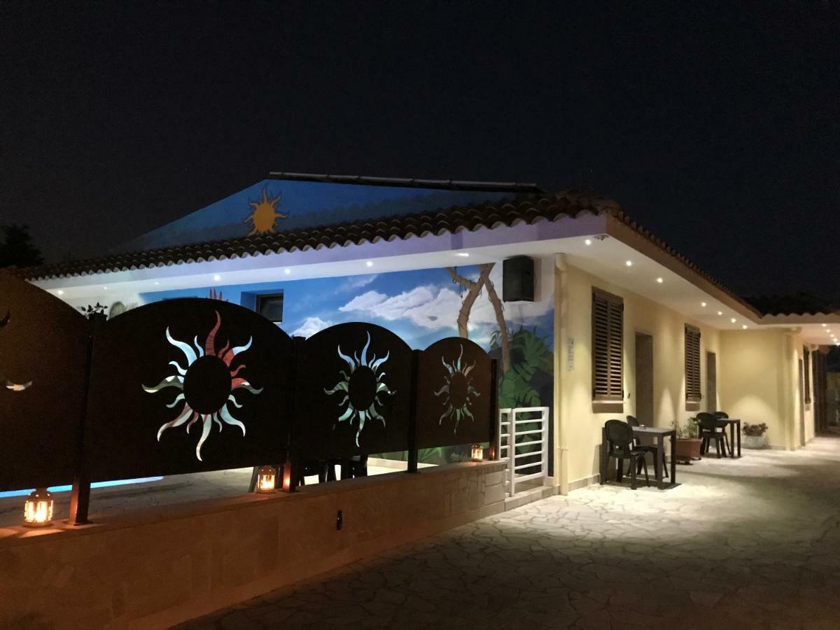 B&B Sun House โมดูโญ ภายนอก รูปภาพ